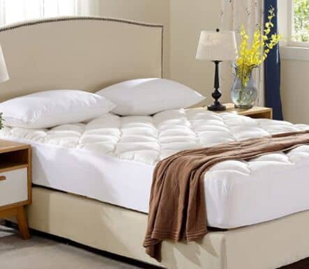 Bed Topper with Ultra Plush Fitted Eco Friendly Hypoallergenic Fill Pillow Top